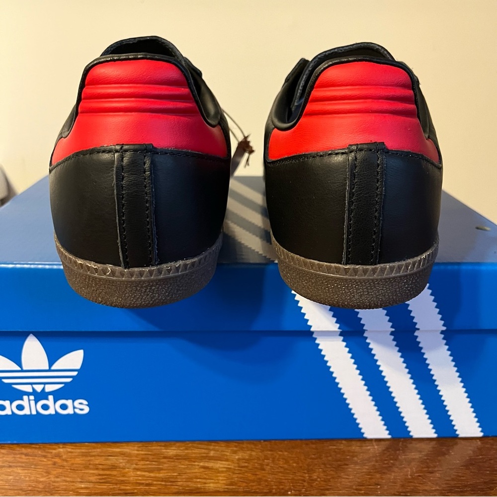 ADIDAS Samba Manchester United Shoes - Picture 7 of 12